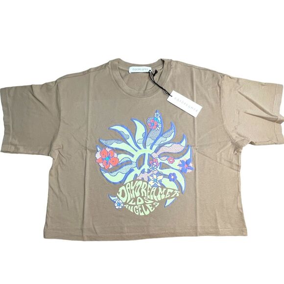 New! Daydreamer Women's Peace Sun Boxy Short Sleeve Crop Tee Taupe Tan XS NWT - Picture 7 of 16